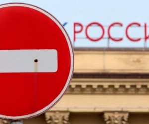 Почему российская экономика падает слишком медленно