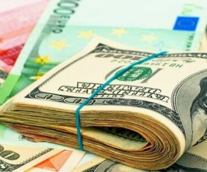 FOREX: Покупателям евро придется побороться за рост против доллара