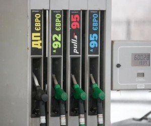 Топливный рынок в Украине продолжает радовать владельцев авто