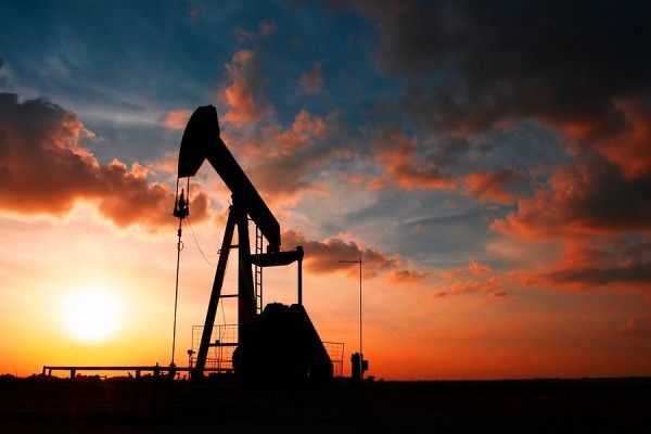 НЕФТЬ: Цена ожидает восстановления спроса в Китае