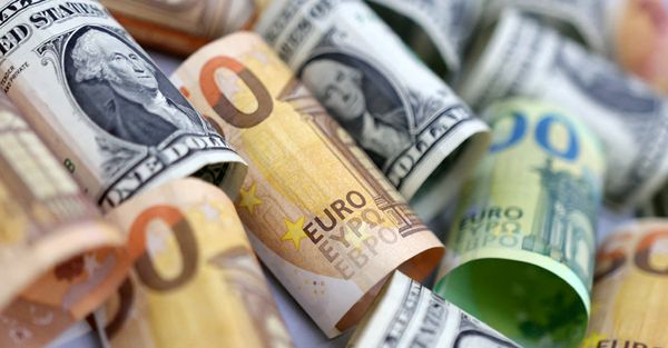 FOREX: Курс евро в поисках причин для роста