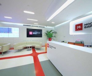Российский фондовый рынок на старте торгов в негативе