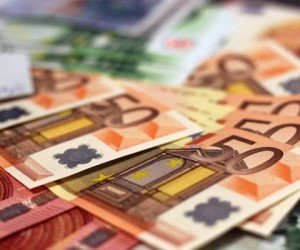 Курс евро завершит неделю умеренным снижением покупатели слабы