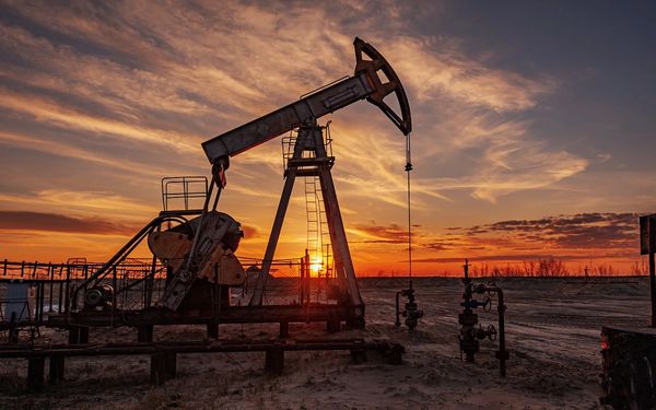 НЕФТЬ: Покупатели толкают курс к отметке 90$ за баррель