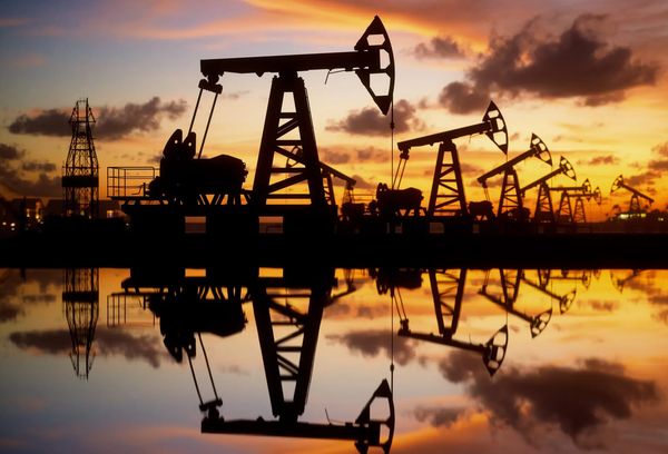 НЕФТЬ: Покупатели продолжают торговать решение ОПЕК+