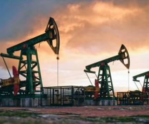 Курс нефти рухнул еще на 1.5% после неутешительных комментариев ФРС Курс нефти рухнул еще на 1.5% после неутешительных комментариев ФРС