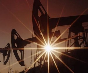 Курс нефти укрепился более чем на 1% перед решением ФРС в среду Курс нефти укрепился более чем на 1% перед решением ФРС в среду