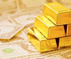 Стоимость золота растет перед важным решением ФРС Стоимость золота растет перед важным решением ФРС