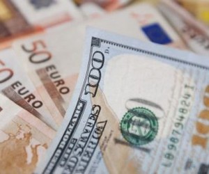 Курс евро под давлением растущего доллара и заявлений ФРС США Курс евро под давлением растущего доллара и заявлений ФРС США