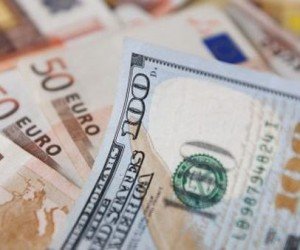 Курс евро под давлением растущего доллара и заявлений ФРС США Курс евро под давлением растущего доллара и заявлений ФРС США
