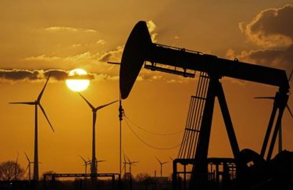 Курс нефти растет на опасениях связанных с бунтом вагнеровцев в РФ Курс нефти растет на опасениях связанных с бунтом вагнеровцев в РФ