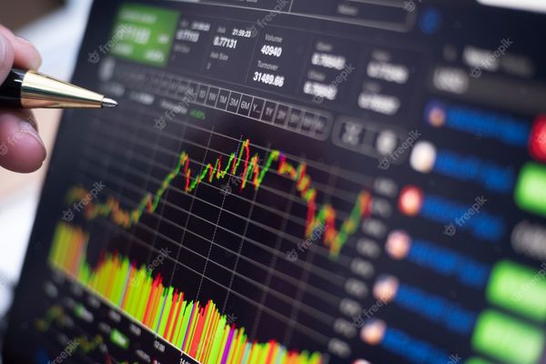 Рост нефти провоцирует укрепление фондовых рынков