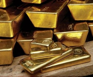 Курс золота немного укрепился на тихих торгах выходного дня Курс золота немного укрепился на тихих торгах выходного дня