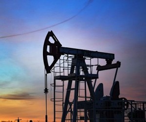 Курс нефти резко отскочил вверх опасаясь сокращения поставок из РФ