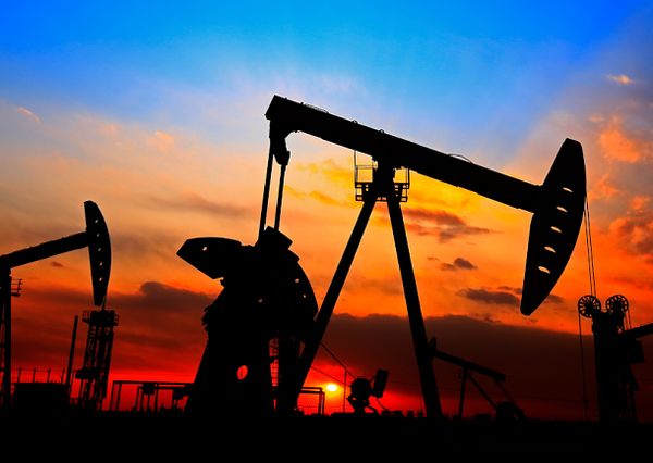 Стоимость нефти Brent показала значительный рост более чем на 2% Стоимость нефти Brent показала значительный рост более чем на 2%