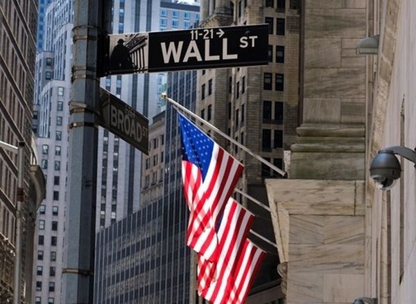 Сдержанный оптимизм возвращается на фондовый рынок США