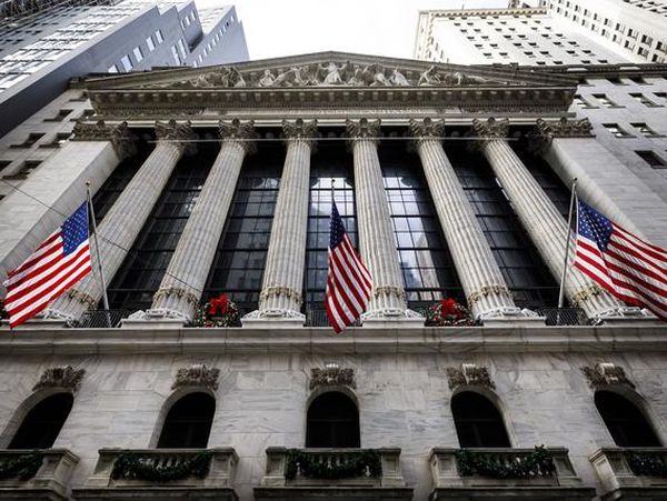 Фондовый рынок США продолжает падение на фоне роста доходности облигаций Фондовый рынок США продолжает падение на фоне роста доходности облигаций