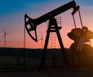 Стоимость нефти упала почти на 1.5% в рамках технической коррекции цен Стоимость нефти упала почти на 1.5% в рамках технической коррекции цен