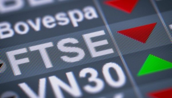 Фондовый рынок США: Инвесторам не хватает определенности