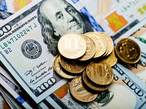 Курс рубля 24 августа: Доллар уже никогда не будет прежним