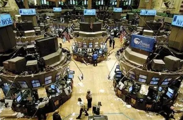 Фондовый рынок США: Инвесторы могут рассчитывать на отскок котировок в конце недели