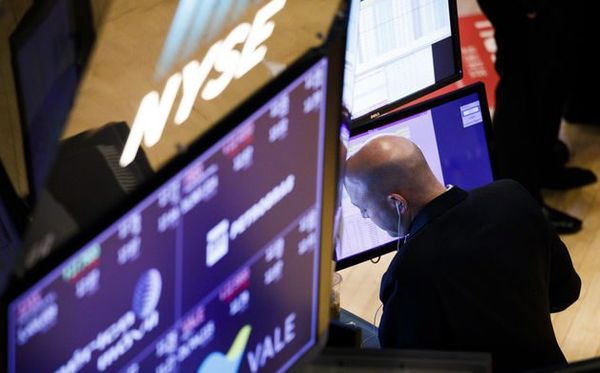 Фондовый рынок США: Уверенности у игроков все меньше