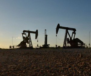 Курс нефти резко снизился на фоне макростатистики из Китая Курс нефти резко снизился на фоне макростатистики из Китая