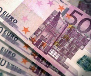 Курс евро нейтрален в преддверие заседания ФРС