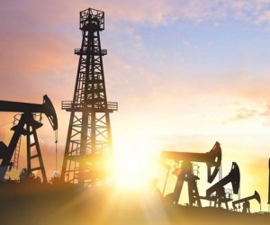 Нефть Brent немного восстановилась после сильного падения накануне Нефть Brent немного восстановилась после сильного падения накануне