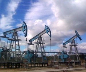 Курс нефти продолжает борьбу на фоне войны на Ближнем Востоке Курс нефти продолжает борьбу на фоне войны на Ближнем Востоке