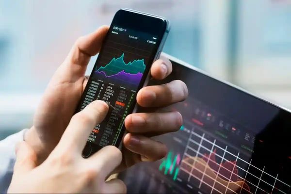 Фондовый рынок США замедляет рост