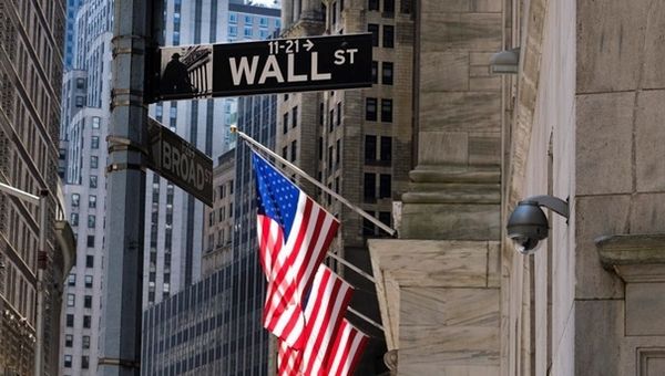 Фондовый рынок США демонстрирует скромный рост