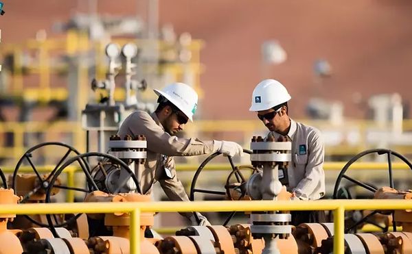 Курс нефти не может определиться с направлением