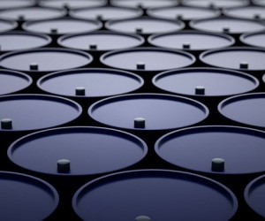 Нефть подскочила почти на 2% отыгрывая потери последних дней Нефть подскочила почти на 2% отыгрывая потери последних дней