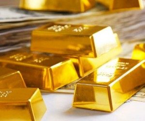 Курс золота стремительно набирает силу в условиях слабого доллара