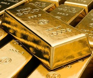 Курс золота не изменился после отчета NFP в пятницу? но сегодня падает