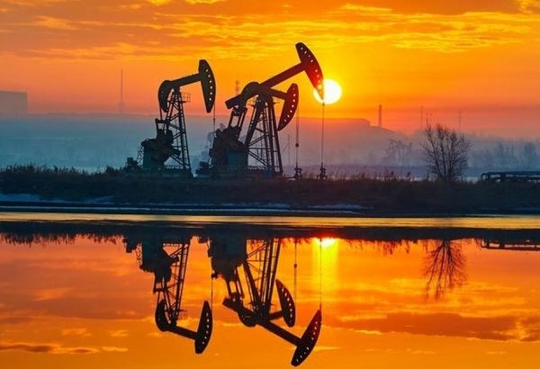 Курс нефти снижается, экономика Китая разочаровала инвесторов Курс нефти снижается, экономика Китая разочаровала инвесторов