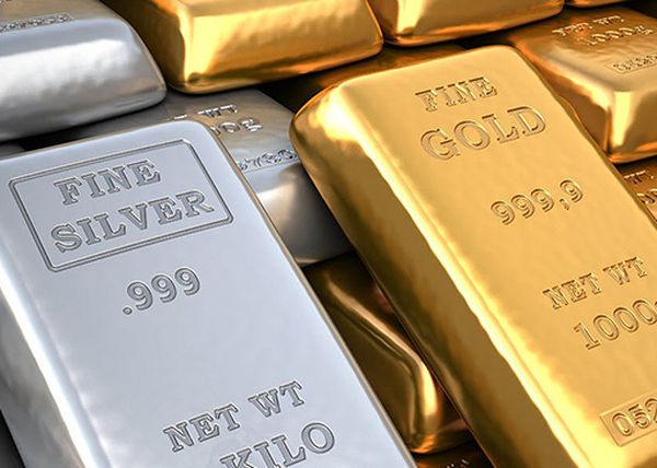 Курс золота пока справляется с внешним негативом