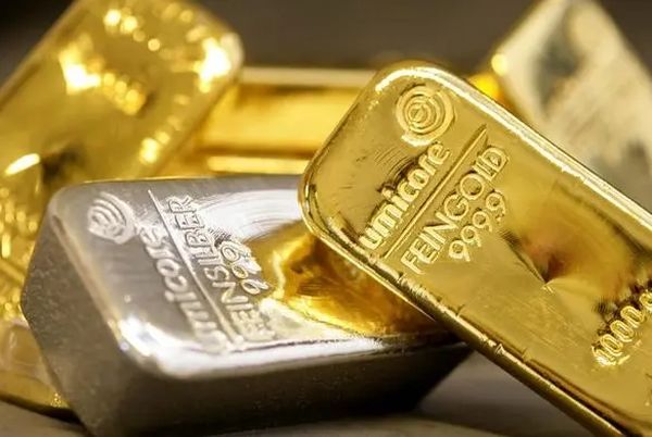 Курс золота сохранил устойчивость после заседания ФРС