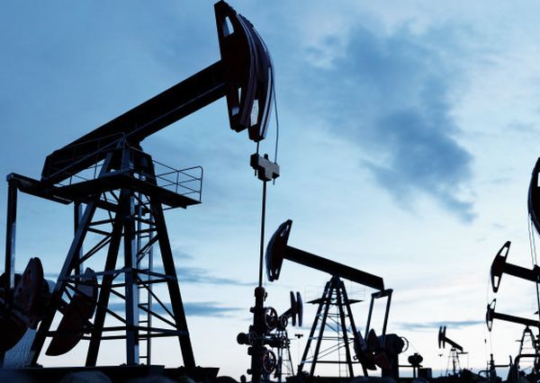 Курс нефти: Инвесторы не смогли удержать цены на максимумах Курс нефти: Инвесторы не смогли удержать цены на максимумах