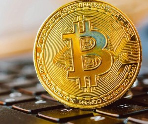 Курс биткойна разогнался и не думает останавливаться Курс биткойна разогнался и не думает останавливаться