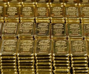 Курс золота остается в центре внимания инвесторов как актив убежище Курс золота остается в центре внимания инвесторов как актив убежище