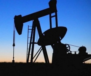 Нефть нашла баланс сил торгуясь практически без изменений