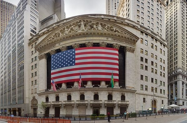 Фондовый рынок США: Начало недели предполагает сдержаный позитив