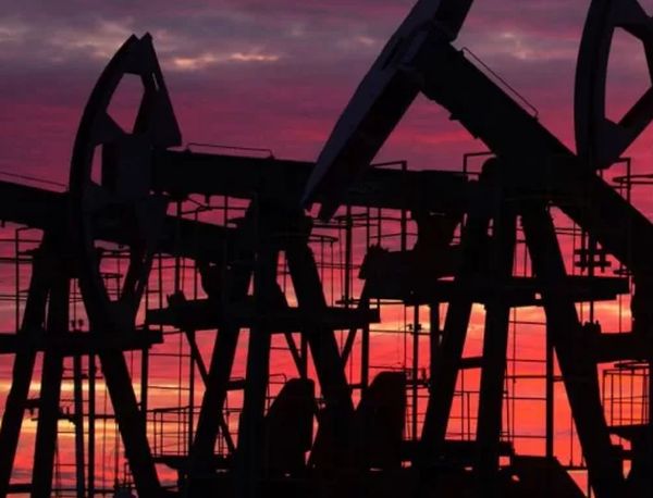 Курс нефти продолжает уверенный рост в пределах 1%