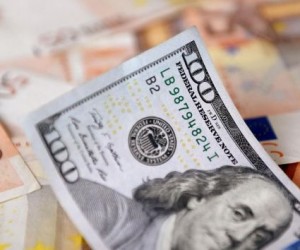 Курс евро пока не определился с направлением Курс евро пока не определился с направлением
