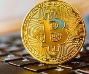 Биткойн рухнул на 13,6% за семь дней Биткойн рухнул на 13,6% за семь дней