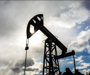 Курс нефти снизился из-за низкого спроса на топливо в США Курс нефти снизился из-за низкого спроса на топливо в США