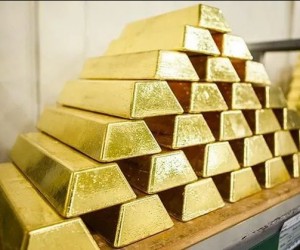 Цены на золото поднялись до рекордных максимумов 