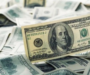 Доллар США замедляется после роста. Доллар США замедляется после роста.